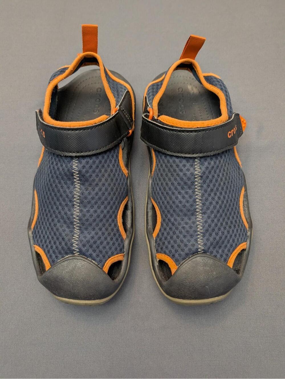 Crocs Swiftwater Mesh Deck Sandal Gray and Orange Mens Size 8m Water Beach